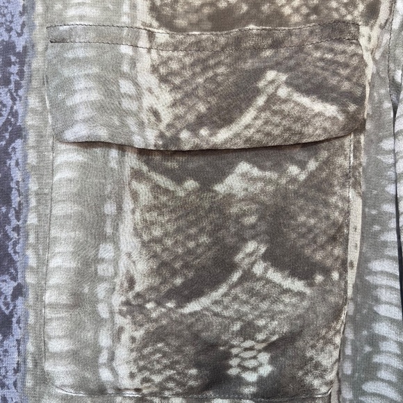 Equipment Femme Silk Blouse, Size M - Picture 4 of 6